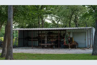 8058 Milam County Road 455, Thorndale, TX 78947 - Photo 30