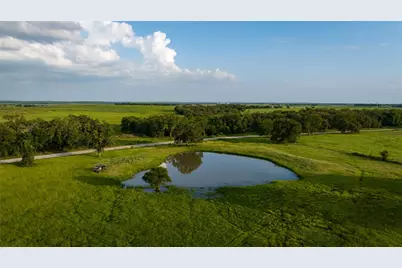 8058 Milam County Road 455, Thorndale, TX 78947 - Photo 36