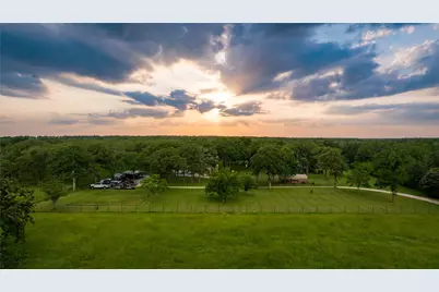 8058 Milam County Road 455, Thorndale, TX 78947 - Photo 38