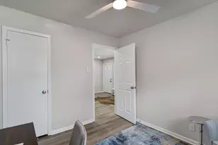 8303 Briarwood Ln, Austin, TX 78757 - Photo 10