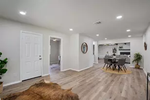 8303 Briarwood Ln, Austin, TX 78757 - Photo 4