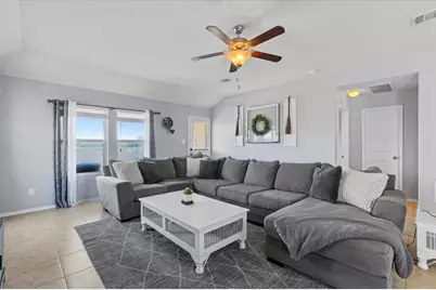 1104 Hillrose Drive, Leander, TX 78641 - Photo 6