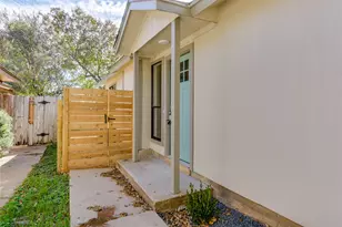 913 Chisholm Cove, Round Rock, TX 78681 - Photo 6