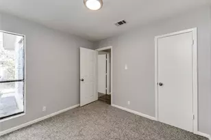 913 Chisholm Cove, Round Rock, TX 78681 - Photo 28