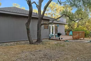 11306 Zyle Ln, Austin, TX 78737 - Photo 32