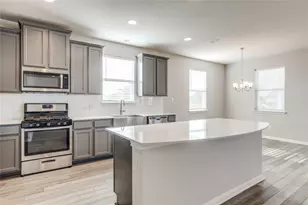 355 Silver Glen Dr, Kyle, TX 78640 - Photo 4