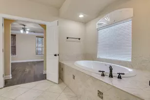 11629 Woodland Hills Trail, Austin, TX 78732 - Photo 20