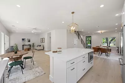 13 Autumn Oaks Drive #A, Lakeway, TX 78738 - Photo 2