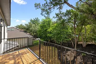 13 Autumn Oaks Dr, Lakeway, TX 78738 - Photo 22