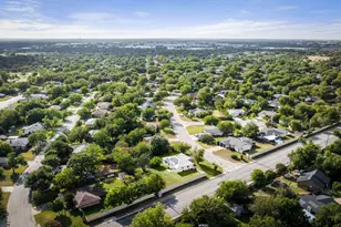 1500 Wildflower Dr, Round Rock, TX 78664 - Photo 32