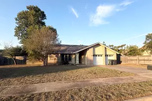 3508 Monument Dr, Round Rock, TX 78681 - Photo 2