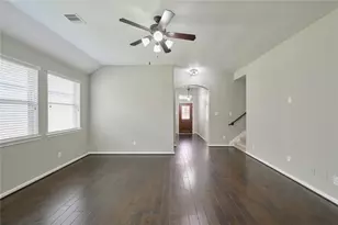 6531 Hunters Creek Ln, Baytown, TX 77521 - Photo 10