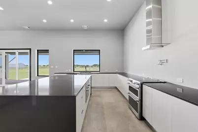 374 County Road 236, Florence, TX 76527 - Photo 10