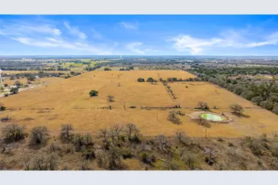 3650 E Austin Street, Giddings, TX 78942 - Photo 8