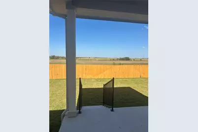 300 Sleep Hollow, Jarrell, TX 76537 - Photo 16