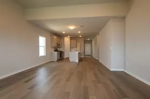 4504 Bridal Veil Dr, Austin, TX 78747 - Photo 4