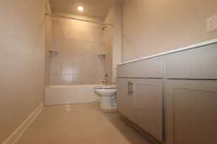 4504 Bridal Veil Dr, Austin, TX 78747 - Photo 10