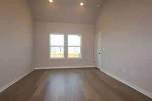 4504 Bridal Veil Dr, Austin, TX 78747 - Photo 10