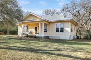 1139 Private Road 7009 Rd, Lexington, TX 78947 - Photo 1