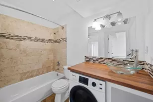 1313 E 52nd St, Austin, TX 78723 - Photo 8