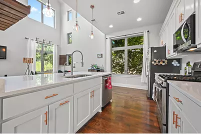 592 Fm 967 #B, Buda, TX 78610 - Photo 6