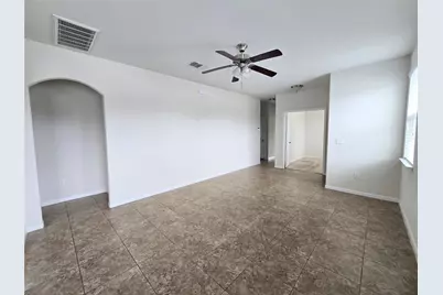 711 Rolling Oak Dr. Drive #101, Round Rock, TX 78664 - Photo 4