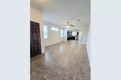 711 Rolling Oak Dr. Drive #101, Round Rock, TX 78664 - Photo 2