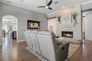 12303 Triple Creek Cir, Dripping Springs, TX 78620 - Photo 14