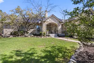 12303 Triple Creek Cir, Dripping Springs, TX 78620 - Photo 2