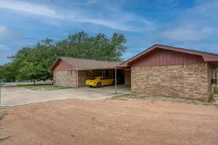 4317 River Oaks Dr, Kingsland, TX 78639 - Photo 10