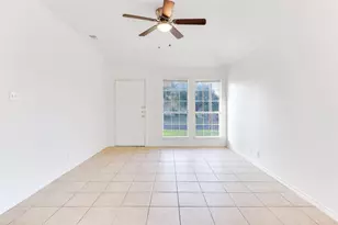 300 Tamara Dr, Georgetown, TX 78628 - Photo 4