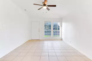 300 Tamara Dr, Georgetown, TX 78628 - Photo 4