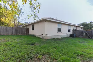 300 Tamara Dr, Georgetown, TX 78628 - Photo 12