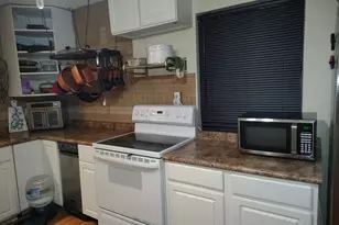 113 Beck St, Florence, TX 76527 - Photo 6
