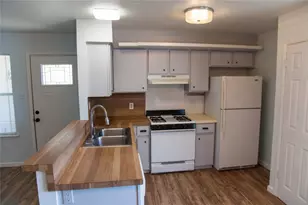 5300 Indio Cove, Austin, TX 78745 - Photo 2