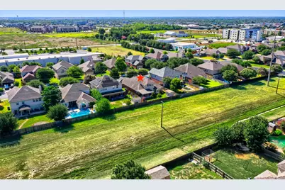 1009 N Ash Cove, Hutto, TX 78634 - Photo 24