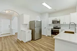 128 Almquist St, Hutto, TX 78634 - Photo 8