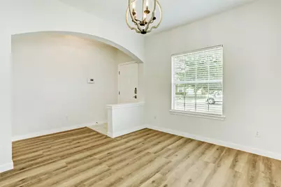 128 Almquist Street, Hutto, TX 78634 - Photo 4