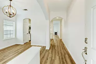 128 Almquist St, Hutto, TX 78634 - Photo 2