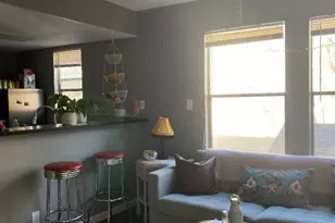 912 W 22 1/2 St, Austin, TX 78705 - Photo 6