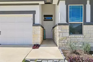 12704 Bloomington Dr, Austin, TX 78748 - Photo 4