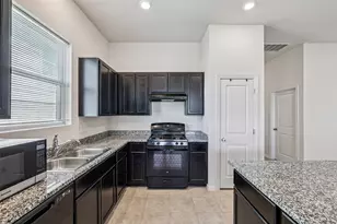 12704 Bloomington Dr, Austin, TX 78748 - Photo 14