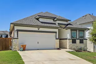12704 Bloomington Dr, Austin, TX 78748 - Photo 2