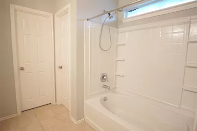 210 Kings Ridge Drive, Buda, TX 78610 - Photo 18