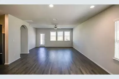 129 Goldfinch Drive, San Marcos, TX 78666 - Photo 6