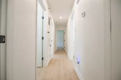 1613 Glencrest Drive, Austin, TX 78723 - Photo 20