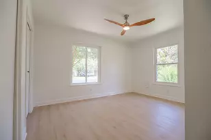 1613 Glencrest Dr, Austin, TX 78723 - Photo 14