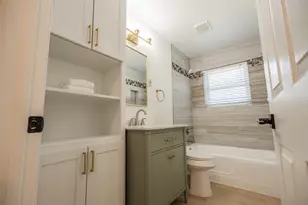 1613 Glencrest Dr, Austin, TX 78723 - Photo 22