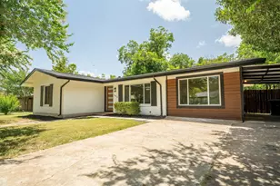 1613 Glencrest Dr, Austin, TX 78723 - Photo 2