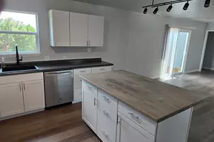 22101 Four Hundred Ave, Spicewood, TX 78669 - Photo 8